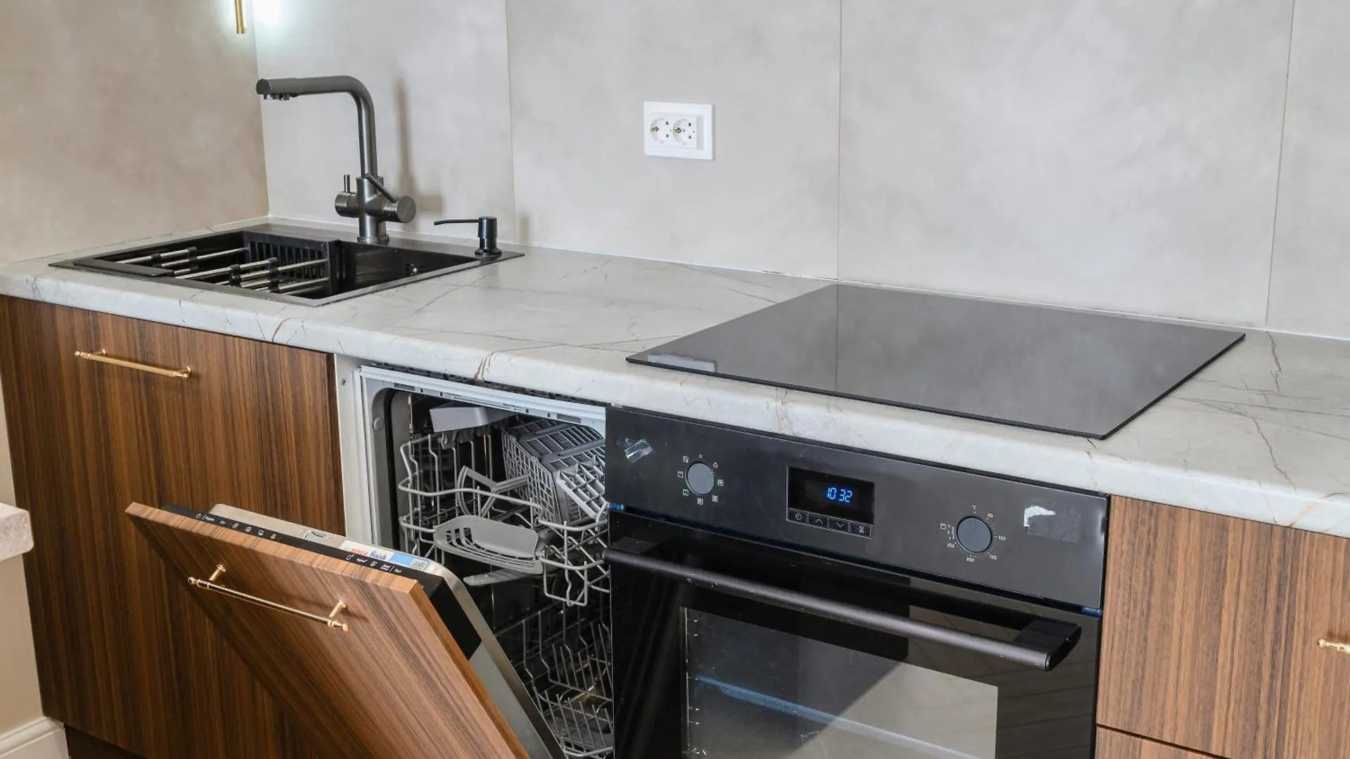 Ближе К Солнцу Apartment Almaty