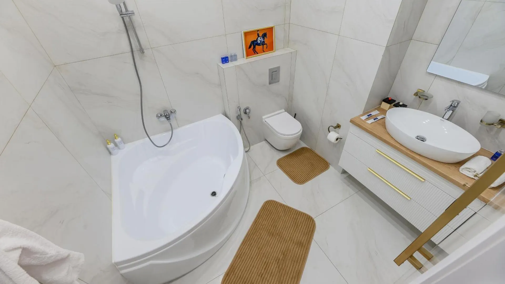 Ближе К Солнцу Apartment Almaty